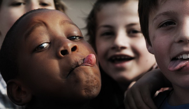 Послушные дети Послушные мальчики и девочки